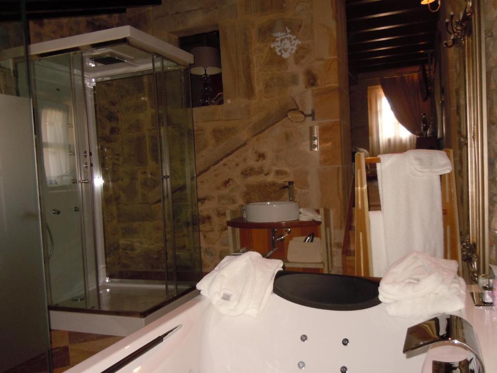 Posada La Torre De Los Isla & Spa Beranga Room photo